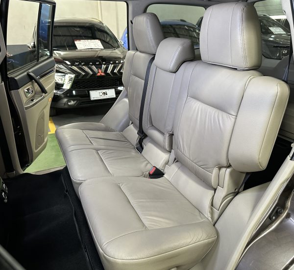 2012 Mitsubishi Pajero GLS 3.8L V6 4X4 Gasoline A/T - Image 11