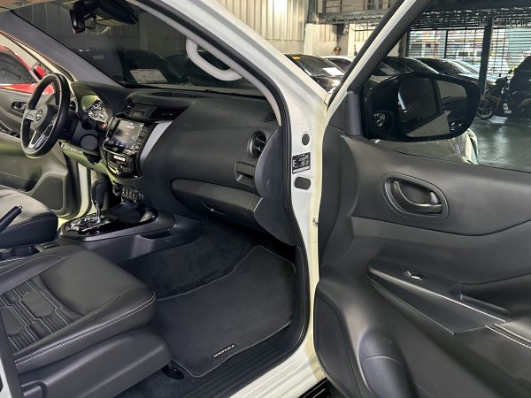 2024 Nissan Navara Pro-4X 4X4 Diesel A/T - Image 12