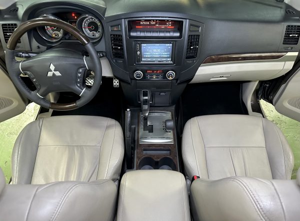 2012 Mitsubishi Pajero GLS 3.8L V6 4X4 Gasoline A/T - Image 20