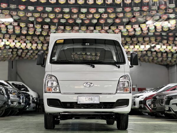 2024 Hyundai H-100 Dual A/C 2.5L Euro 4 M/T Diesel - Image 3