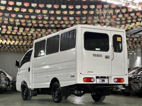 2024 Hyundai H-100 Dual A/C 2.5L Euro 4 M/T Diesel - Image 5