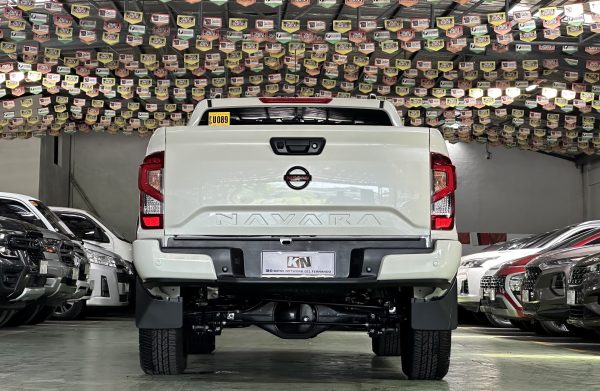 2024 Nissan Navara Pro-4X 4X4 Diesel A/T - Image 6