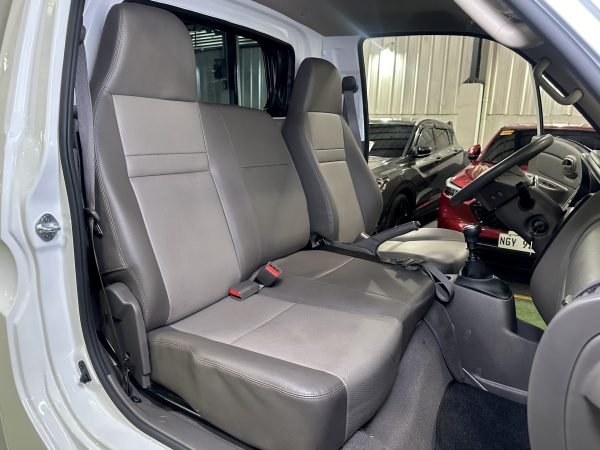 2024 Hyundai H-100 Dual A/C 2.5L Euro 4 M/T Diesel - Image 10