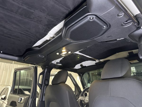 2020 Jeep Gladiator Sport 3.6L 4X4 Gasoline A/T - Image 15