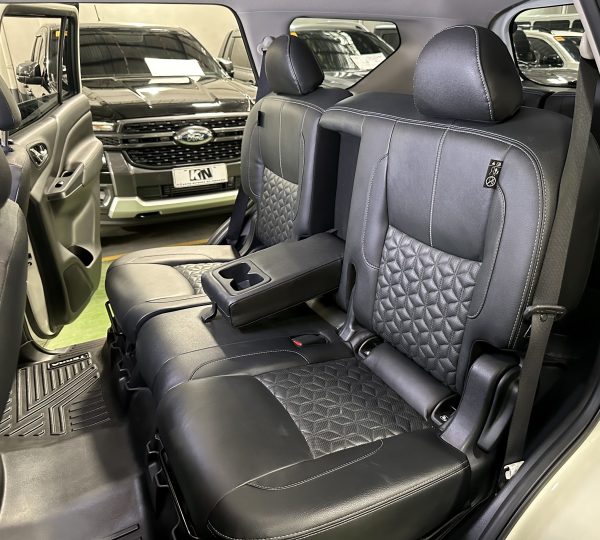 2024 Nissan Terra VL SPORT 4x2 2.5L A/T - Image 11
