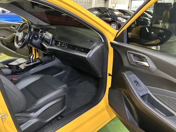 2024 MG GT SPORT Turbo-charged 1.5L A/T - Image 12