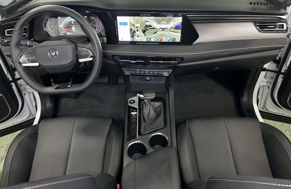 2023 Changan X7 Plus 1.5L Gas A/T - Image 19