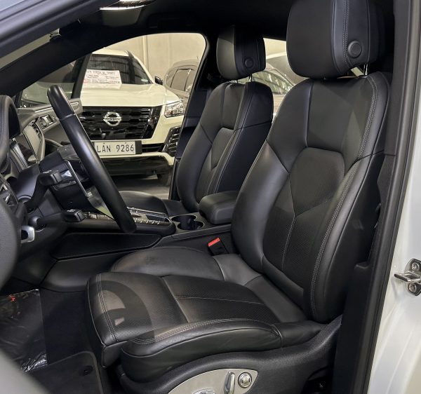 2022 Porsche Macan 2.0L Turbo A/T - Image 8