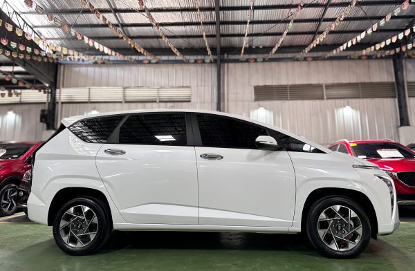2024 Hyundai Stargazer GLS Premium 1.5L Gasoline A/T - Image 17