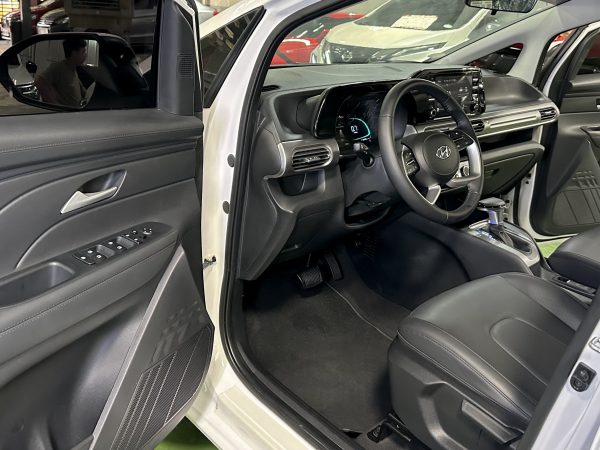 2024 Hyundai Stargazer GLS Premium 1.5L Gasoline A/T - Image 19