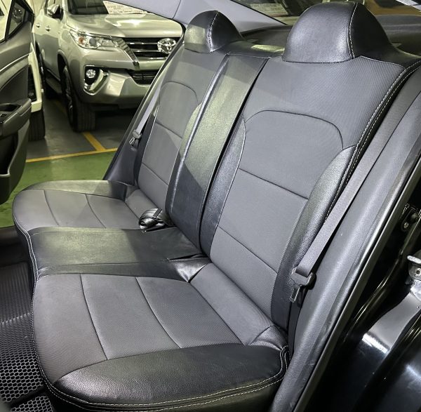 2016 Hyundai Elantra 2.0L Gasoline A/T - Image 11