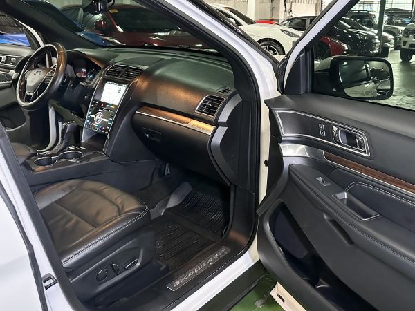 2017 Ford Explorer Ecoboost Limited 4x4 2.3L V6 Gas A/T - Image 14