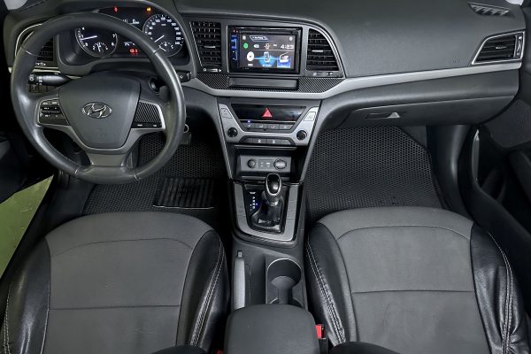 2016 Hyundai Elantra 2.0L Gasoline A/T - Image 17