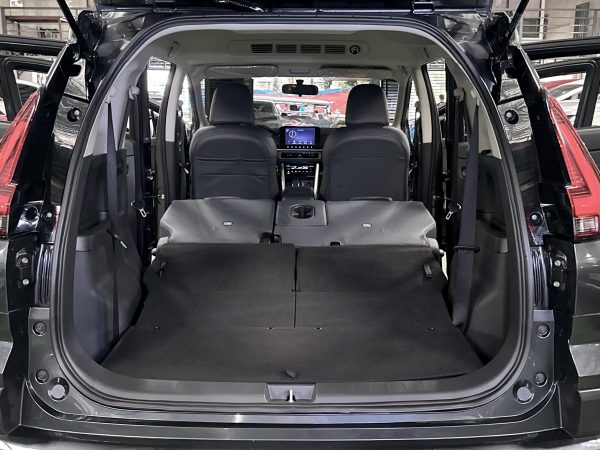 2025 Mitsubishi Xpander Cross A/T 1.5L Gas A/T - Image 17