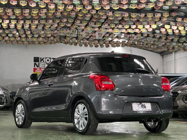 2020 Suzuki Swift GL 1.2L Gasoline A/T - Image 5