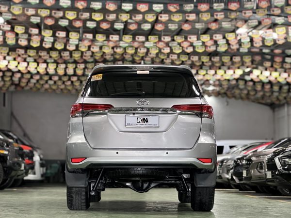 2017 Toyota Fortuner G 2.5L Diesel M/T - Image 6