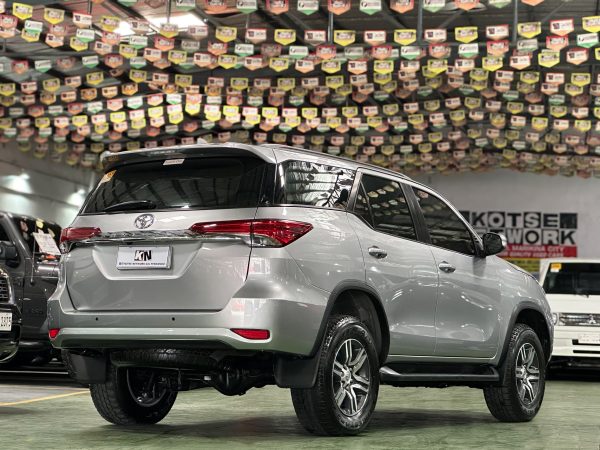 2017 Toyota Fortuner G 2.5L Diesel M/T - Image 7