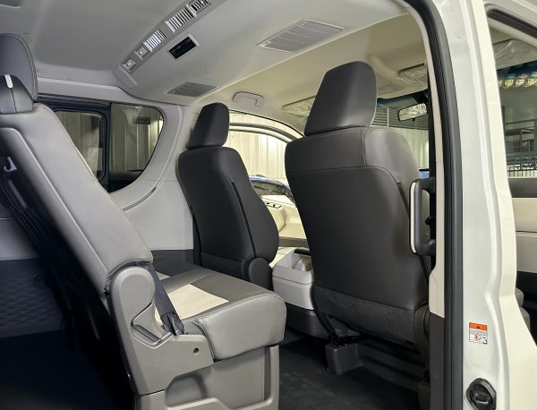 2025 Toyota Hi-ace GL Grandia 2.8L Diesel A/T - Image 13