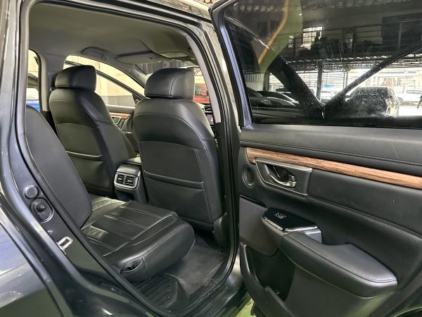 2022 Honda CRV S 1.6L Turbo Diesel A/T (7-Seater) - Image 15