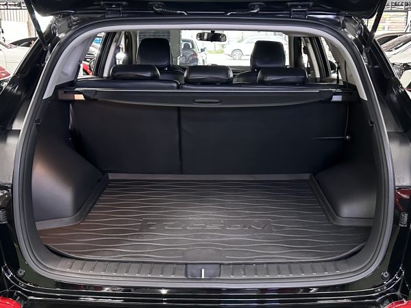2018 Hyundai Tucson GLS CRDI 2.0L Diesel A/T - Image 15