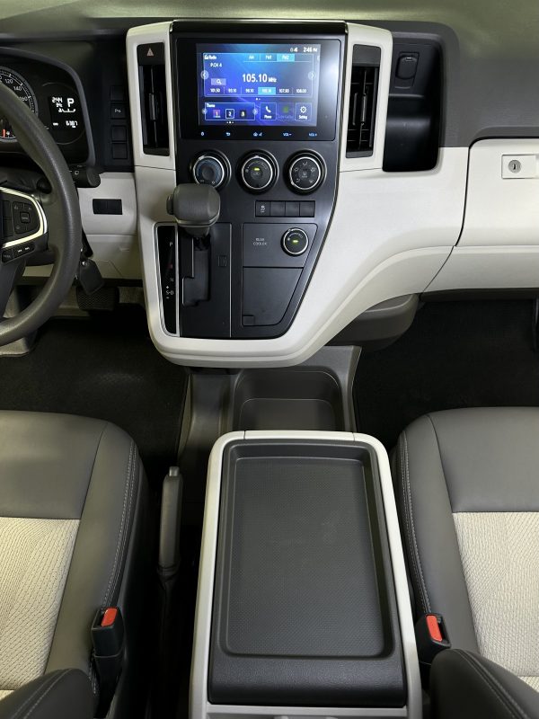 2025 Toyota Hi-ace GL Grandia 2.8L Diesel A/T - Image 16