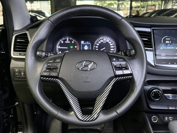 2018 Hyundai Tucson GLS CRDI 2.0L Diesel A/T - Image 17