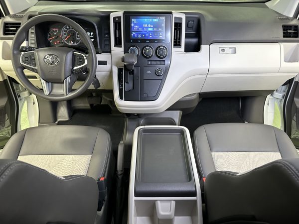 2025 Toyota Hi-ace GL Grandia 2.8L Diesel A/T - Image 18