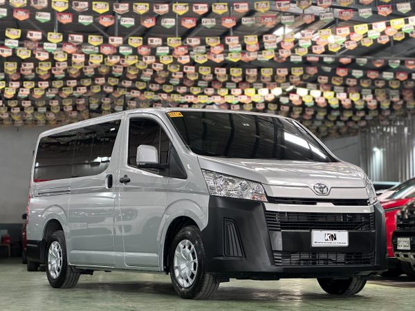 2024 Toyota Hi-ace Commuter Deluxe 2.8L Diesel M/T - Image 4
