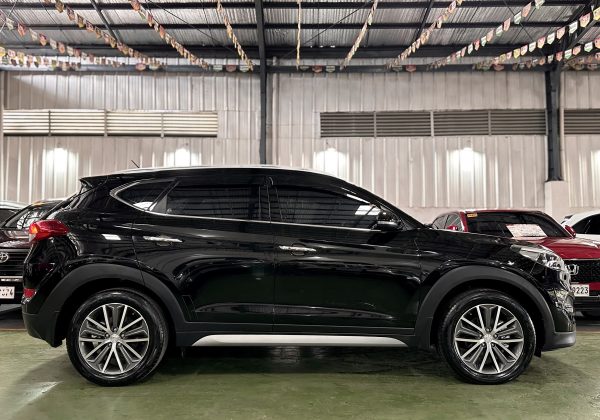 2018 Hyundai Tucson GLS CRDI 2.0L Diesel A/T - Image 8