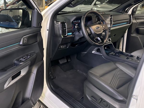 2024 Ford Everest Titanium+ 4x4 2.0L Diesel A/T - Image 10
