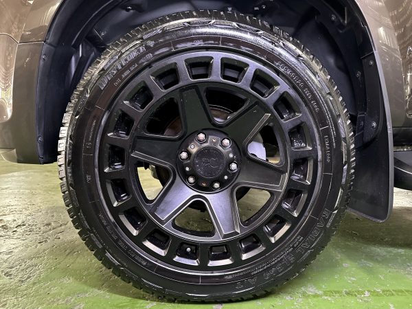2018 Chevrolet Trailblazer LT 2.8L Diesel M/T - Image 19