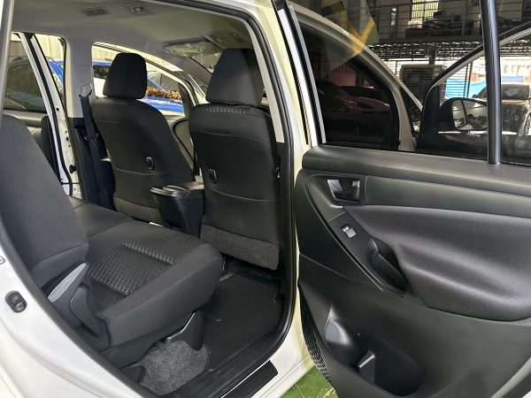 2024 Toyota Innova J 2.8L Diesel M/T - Image 14