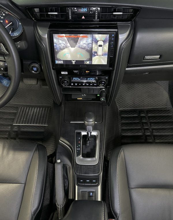 2025 Toyota Fortuner Q 2.8L Diesel A/T (Face-lifted) - Image 17