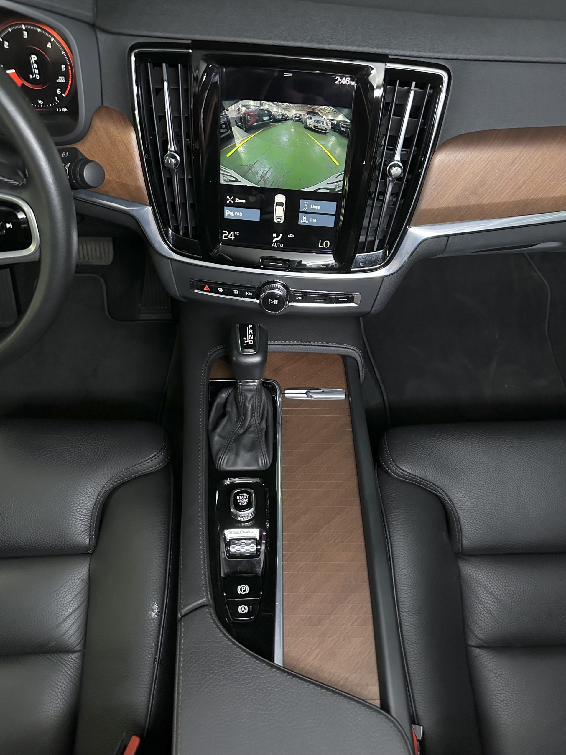 2021 Volvo S90 2.0L Twin-Turbo Diesel A/T - Image 15