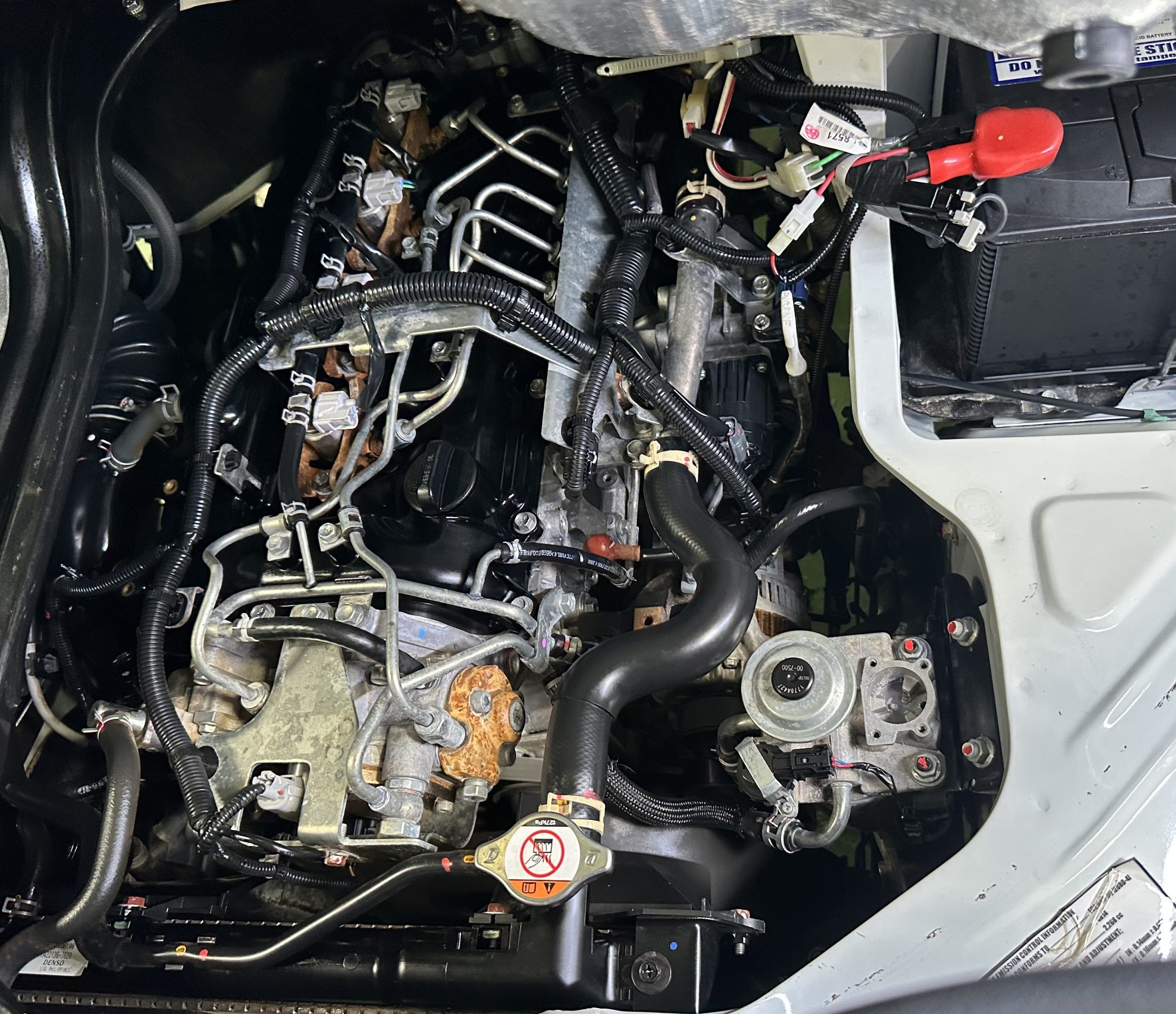 2024 Mitsubishi L300 FB Dual A/C 2.2L Euro 4 M/T Diesel - Image 15