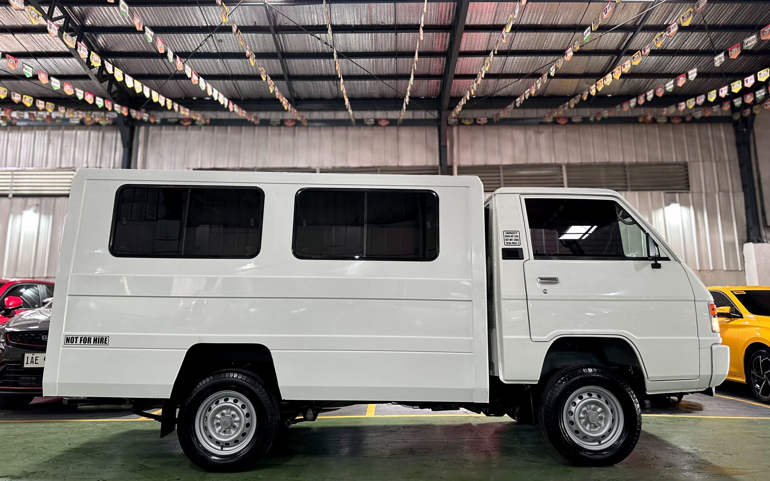 2024 Mitsubishi L300 FB Dual A/C 2.2L Euro 4 M/T Diesel - Image 8