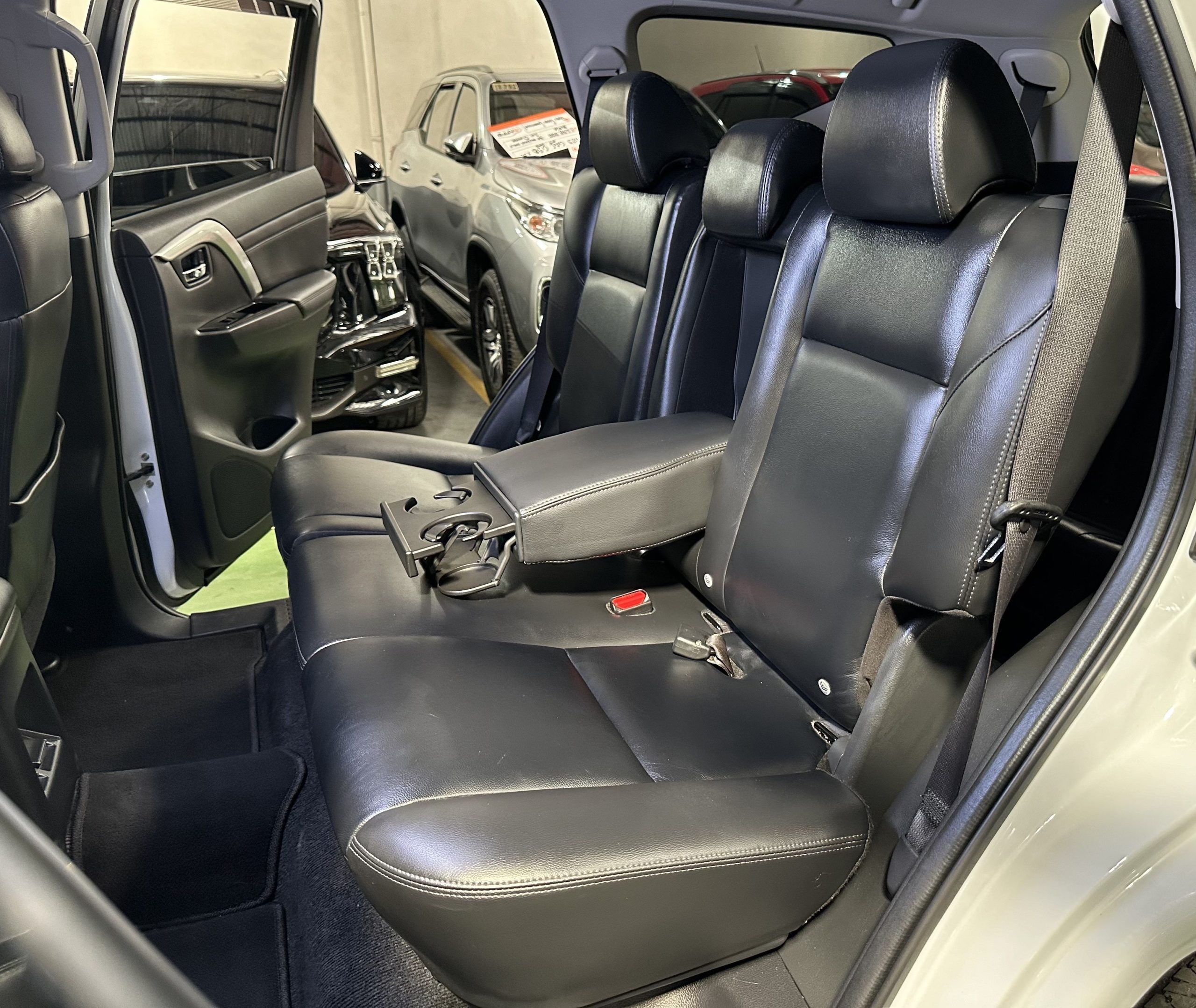 2023 Mitsubishi Montero GT 4X4 2.4L Diesel A/T - Image 11