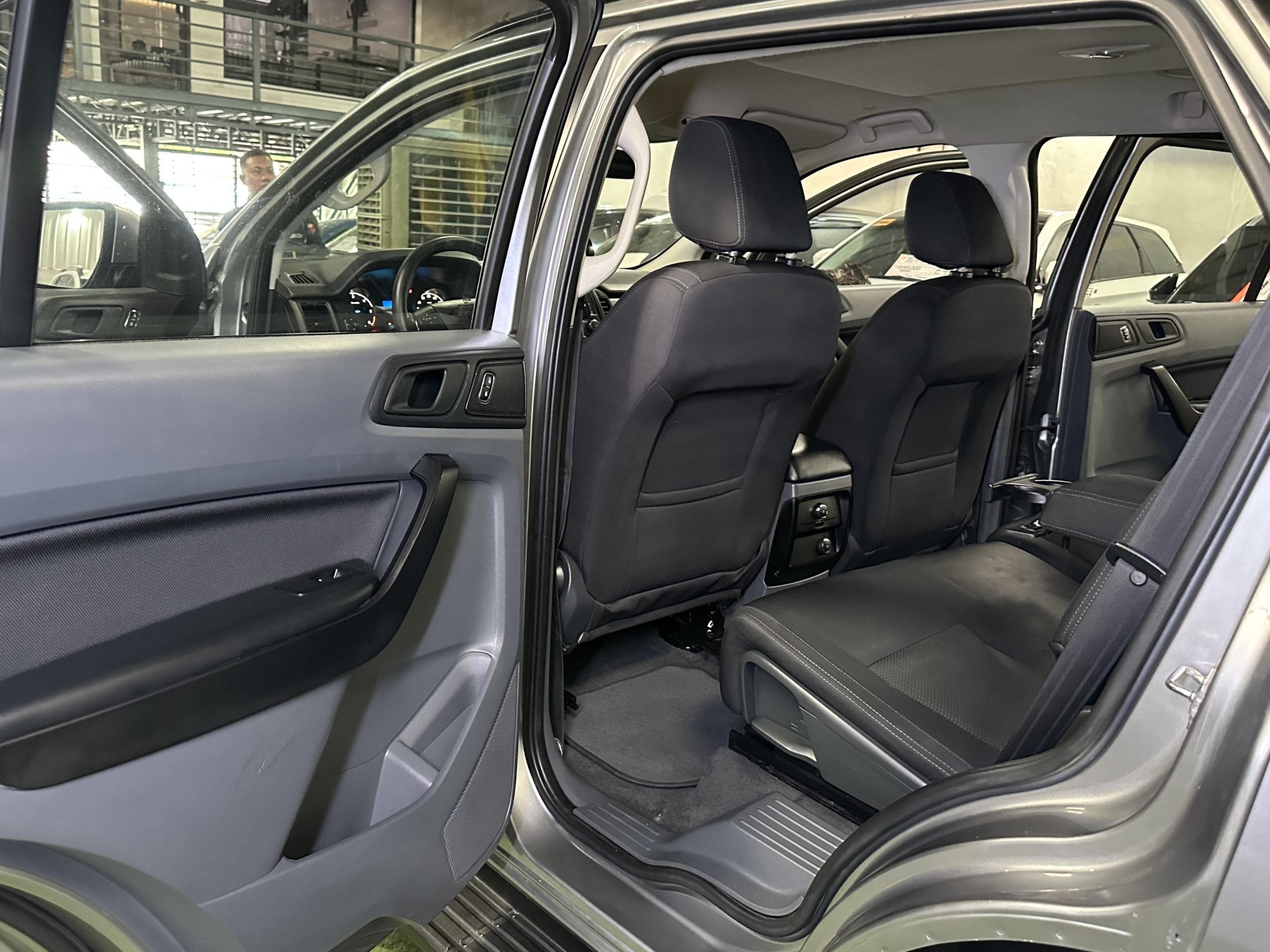 2018 Ford Everest Ambiente 2.2L Diesel A/T - Image 13