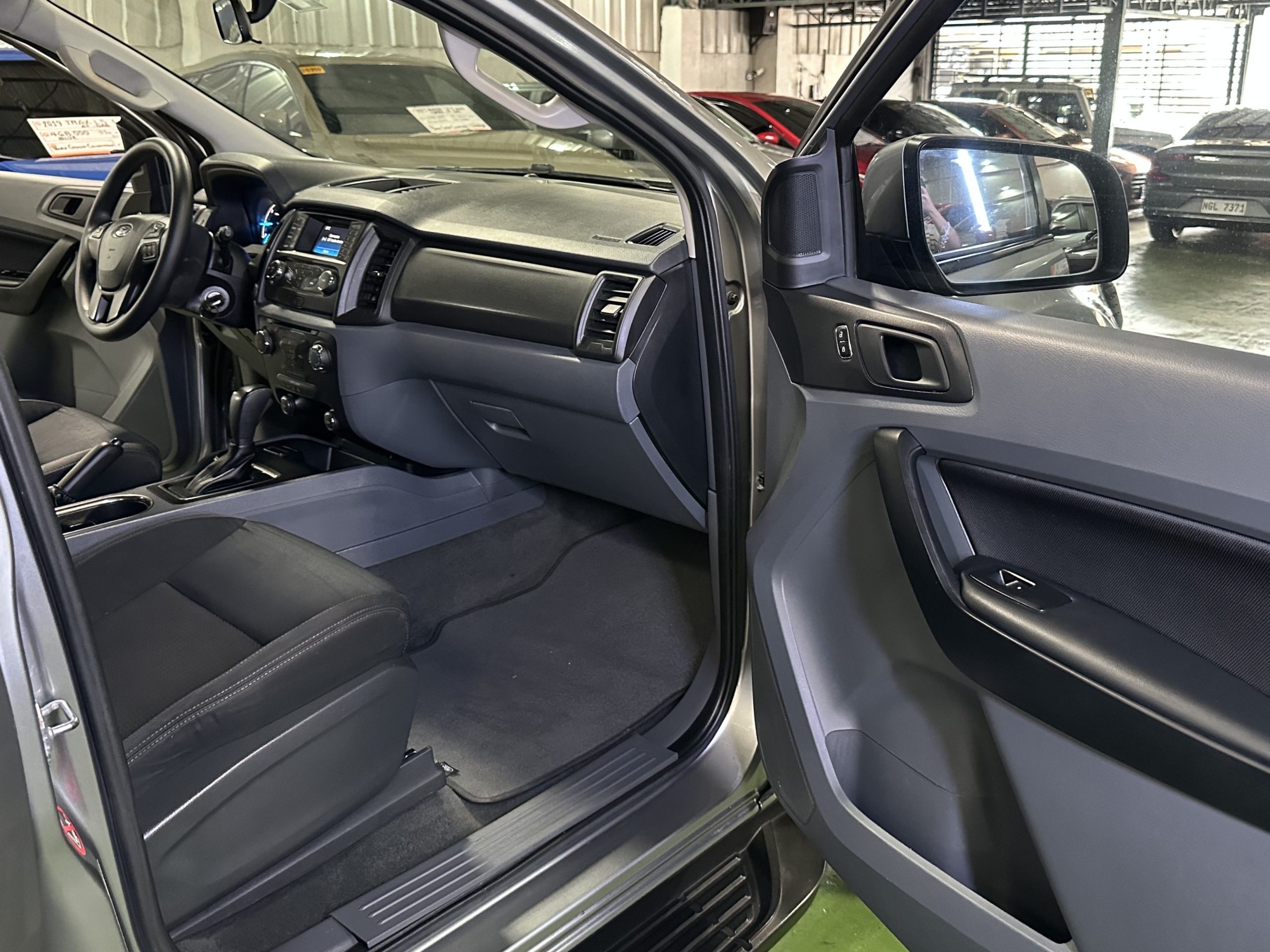 2018 Ford Everest Ambiente 2.2L Diesel A/T - Image 14
