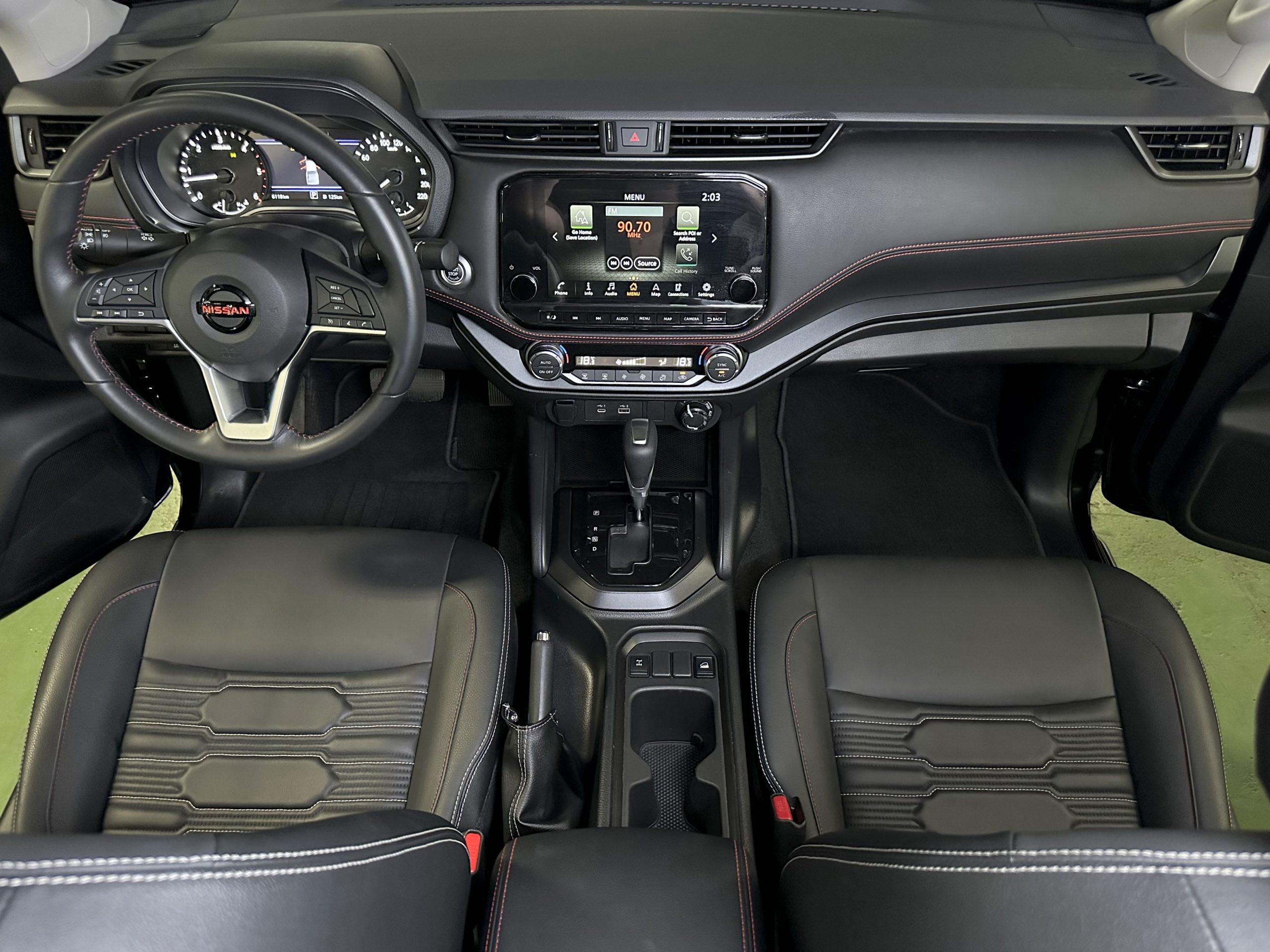 2025 Nissan Navara Pro 4X 4X4 2.5L Diesel A/T - Image 18