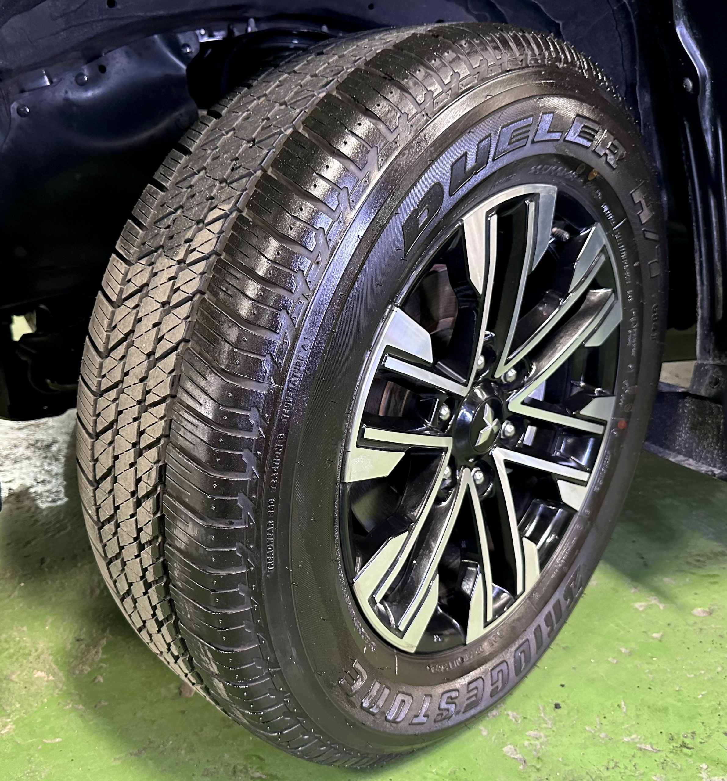 2023 Mitsubishi Montero GT 4X4 2.4L Diesel A/T - Image 24