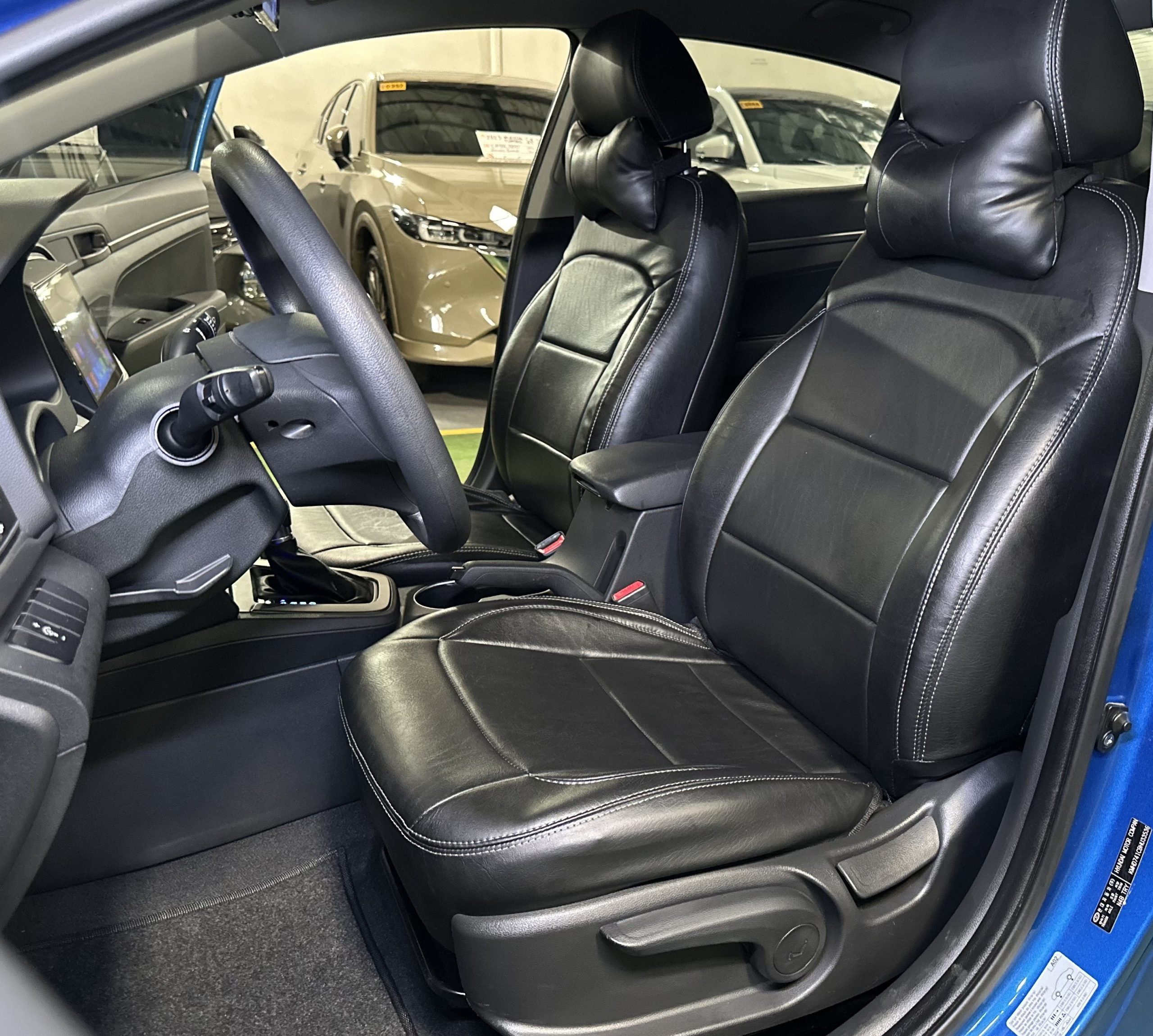 2017 Hyundai Elantra 1.6 GL Gasoline A/T - Image 9