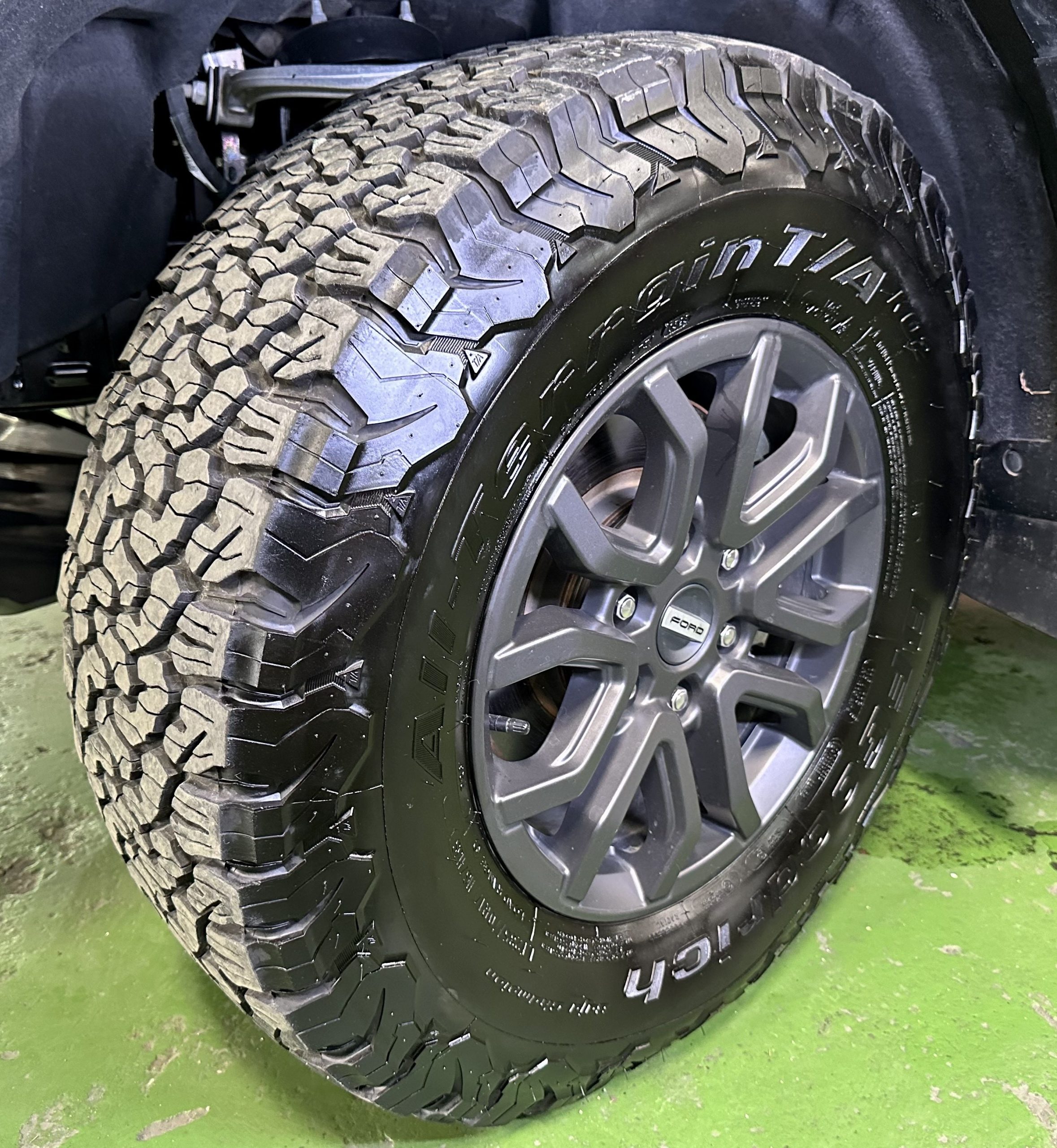 2023 Ford Ranger Raptor 2.0L Bi-Turbo Diesel A/T - Image 22