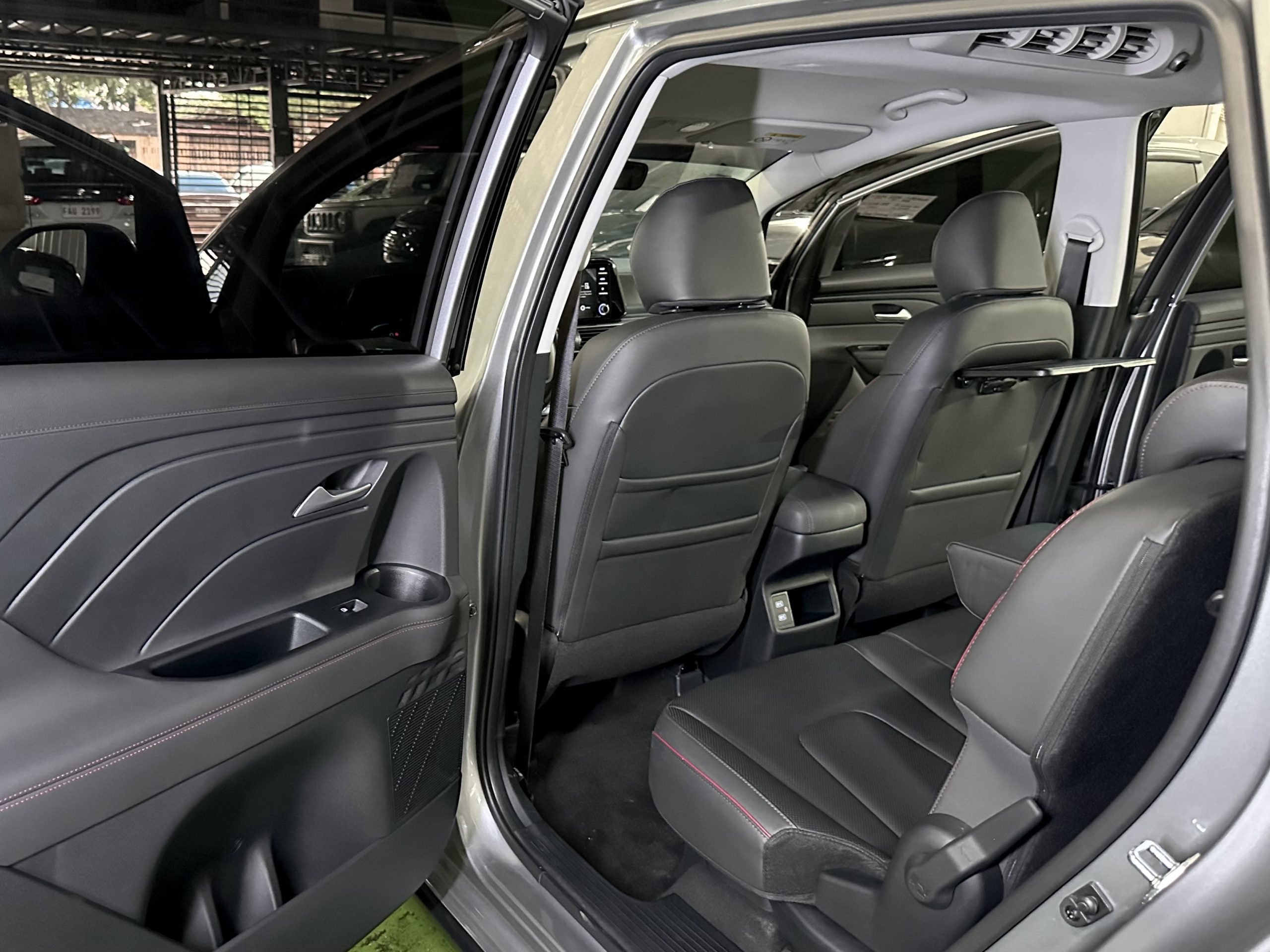 2025 Hyundai Stargazer X GLS 1.5L Gasoline A/T - Image 13