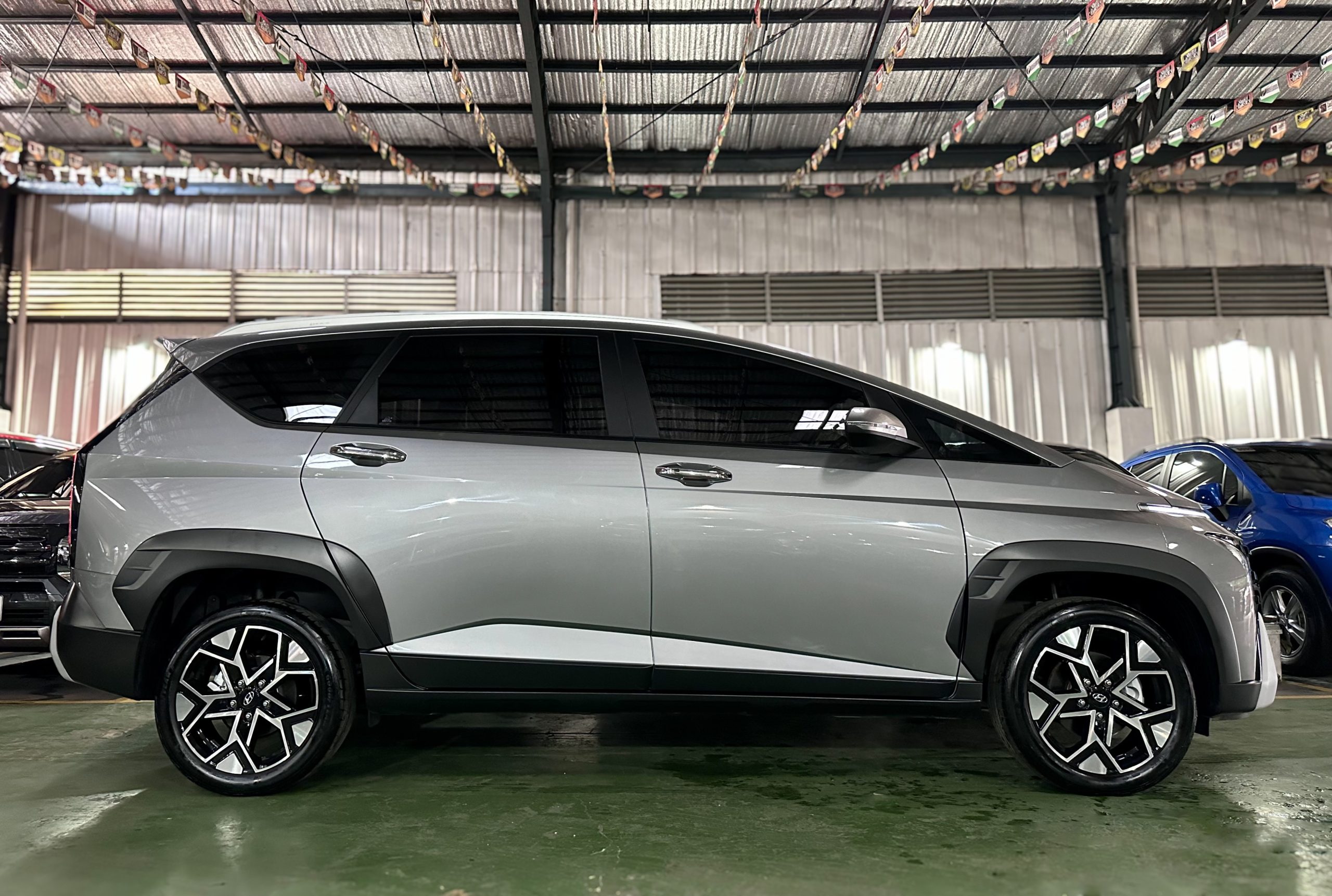 2025 Hyundai Stargazer X GLS 1.5L Gasoline A/T - Image 8