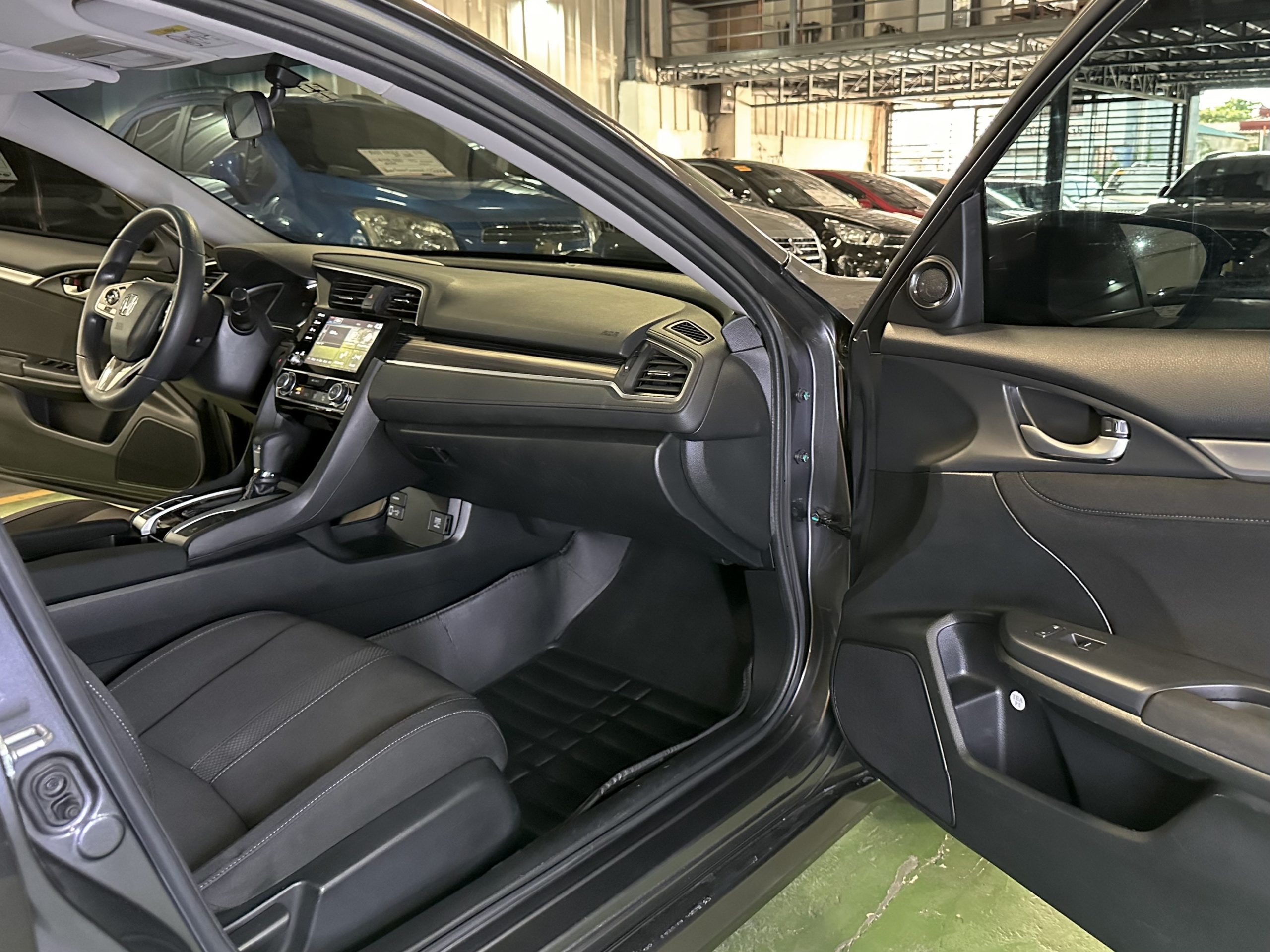 2019 Honda Civic 1.8E Gasoline A/T - Image 14