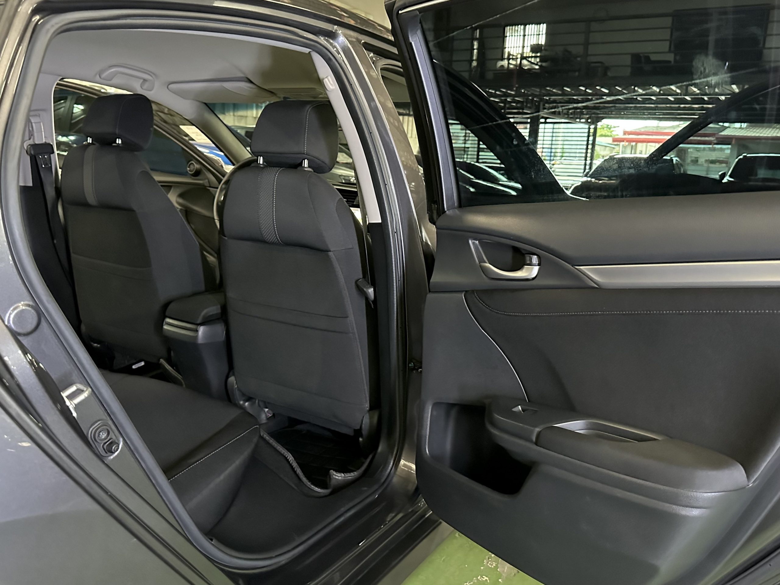 2019 Honda Civic 1.8E Gasoline A/T - Image 15