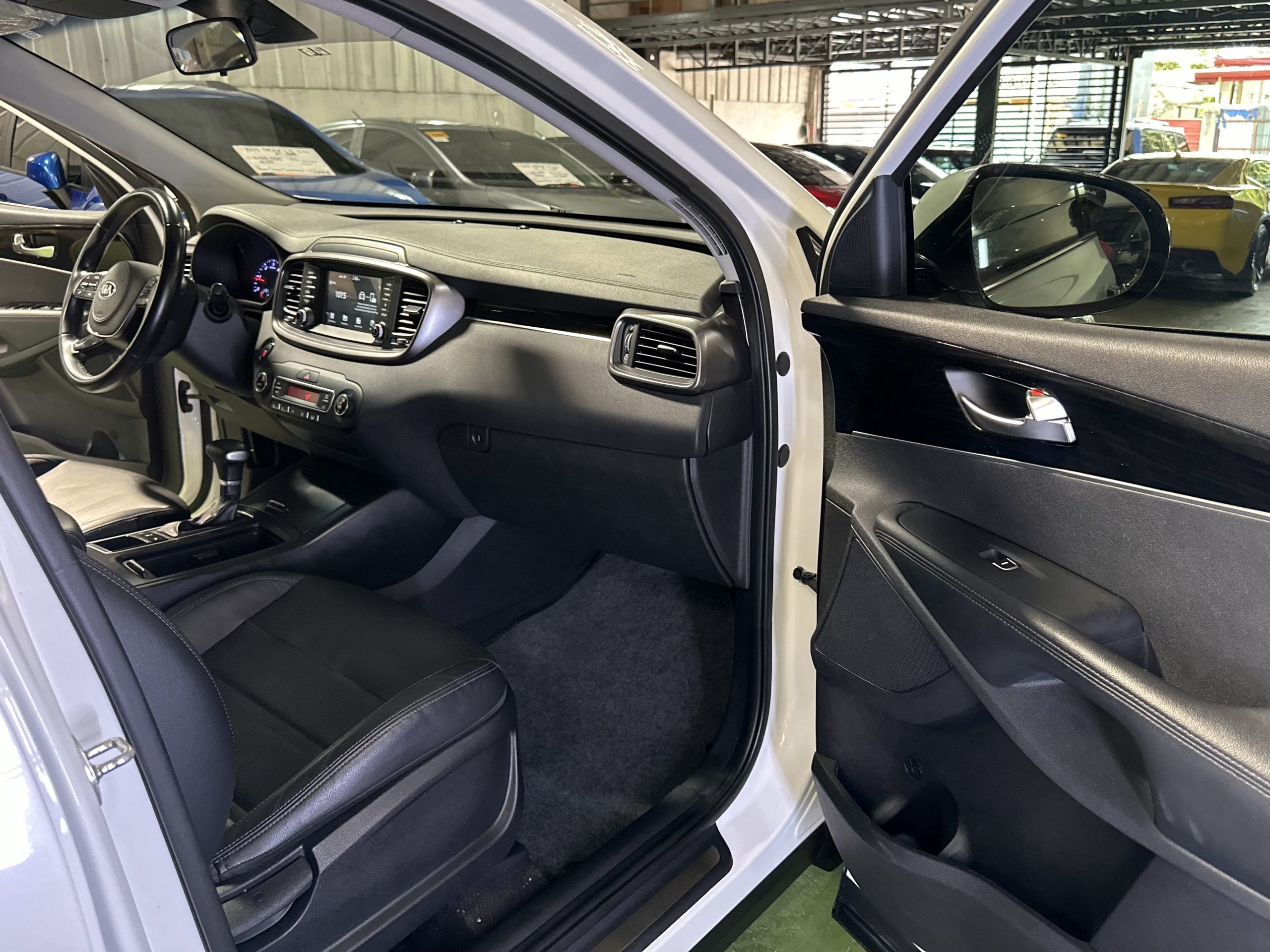 2023 GAC GS8 2.0L Gasoline - Image 15