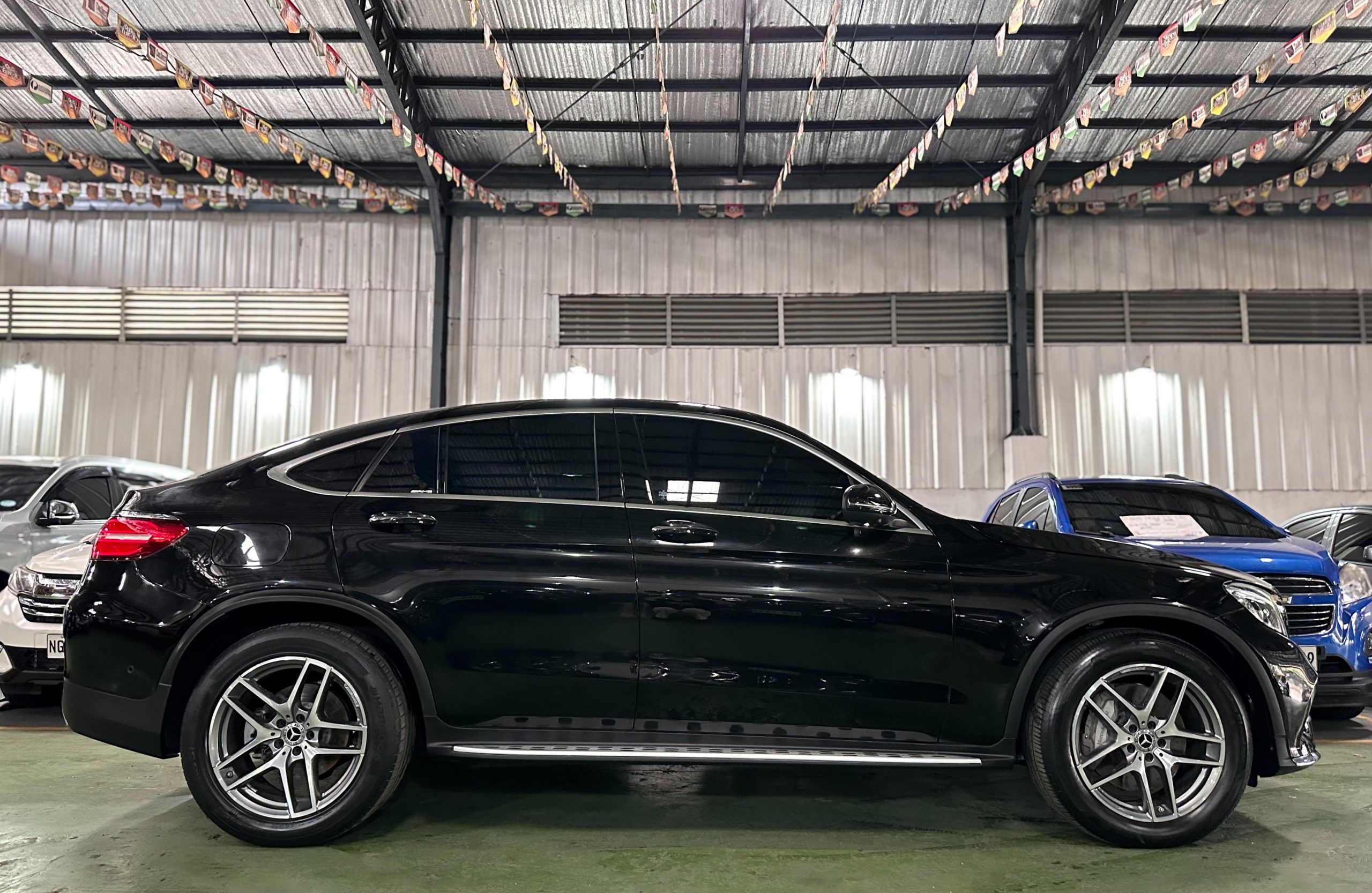 2018 Mercedes Benz GLC 250 Coupe 2.0L - Image 8