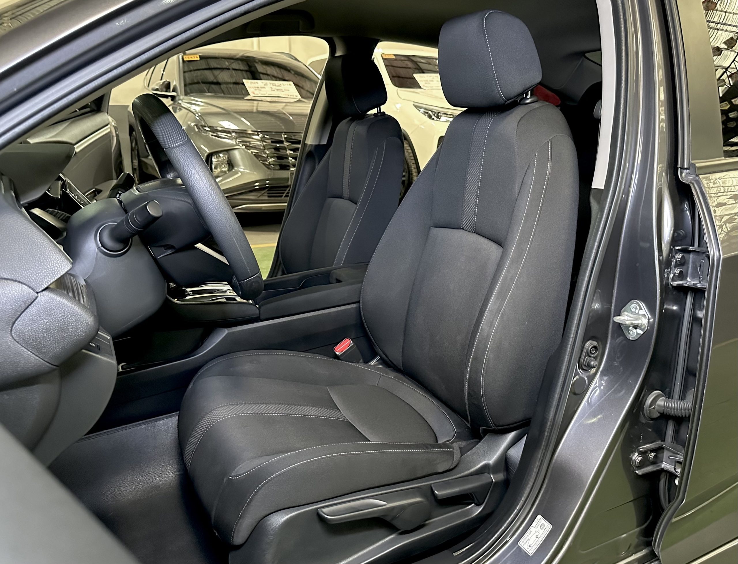 2019 Honda Civic 1.8E Gasoline A/T - Image 10